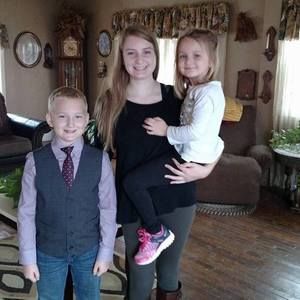 Meet your Posher, Sara